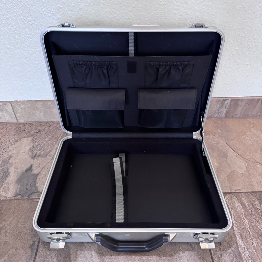 Halliburton Briefcase for Men - Picture 2 of 9